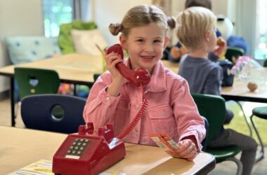 child-using-telephone